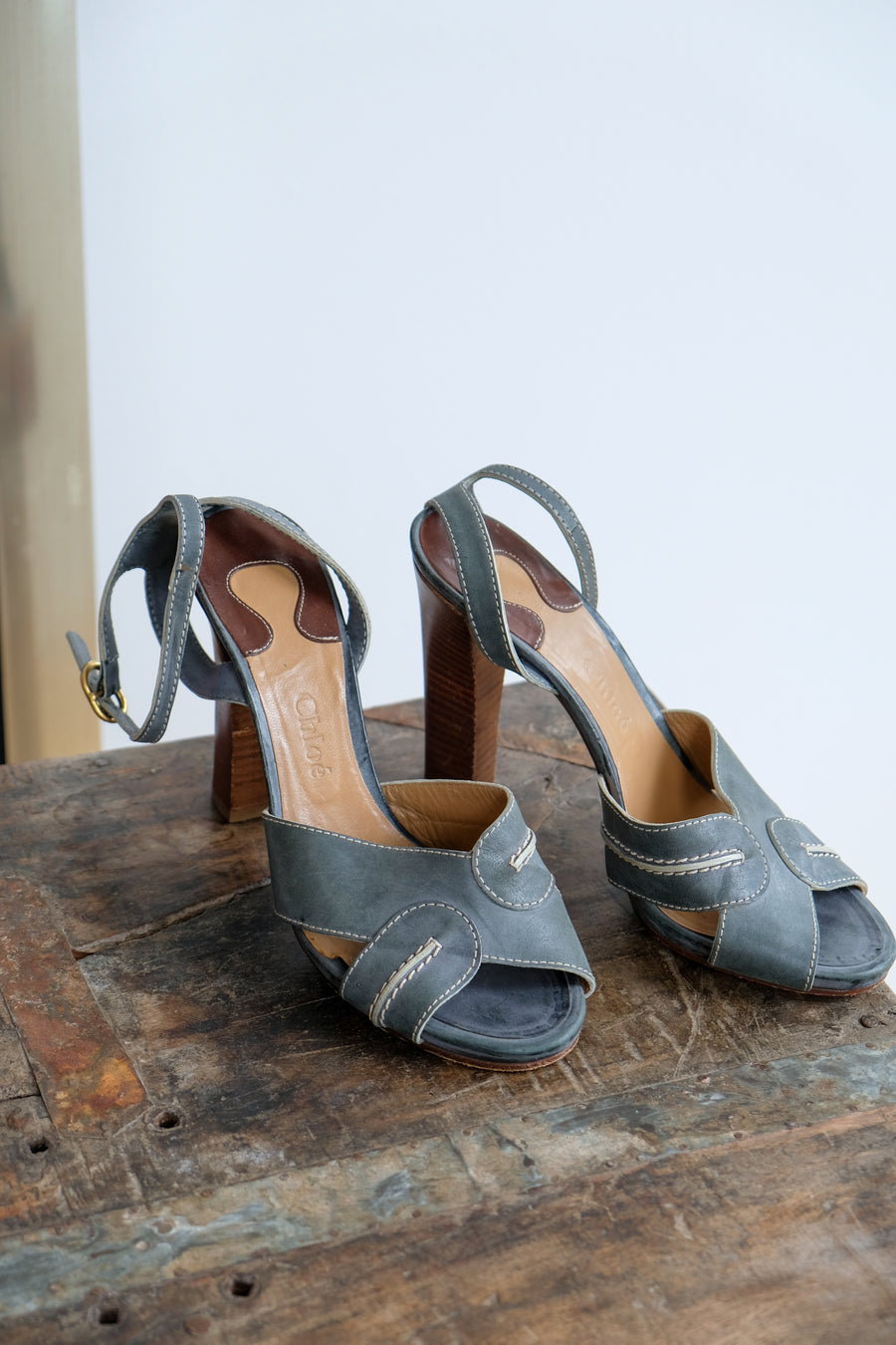 Chloe Blue Leather Heel, Size 40