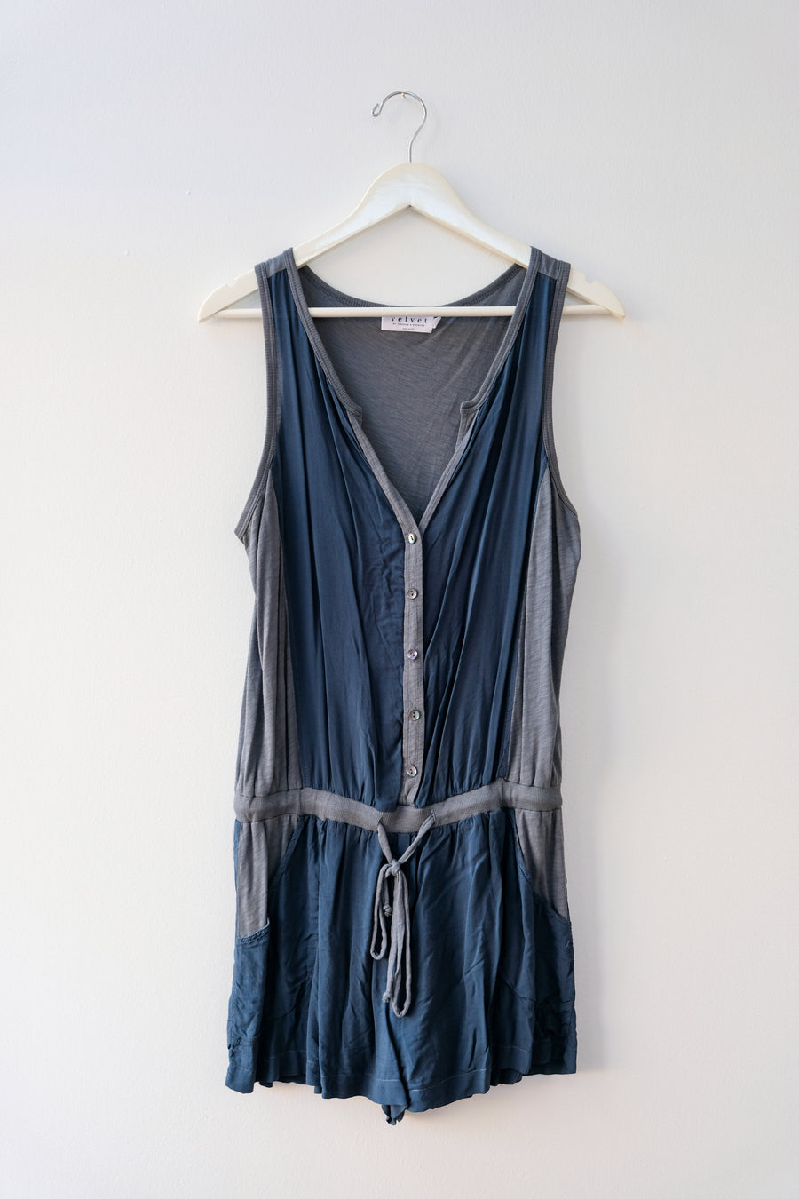 Velvet by Graham and Spencer Romper, Size Medium