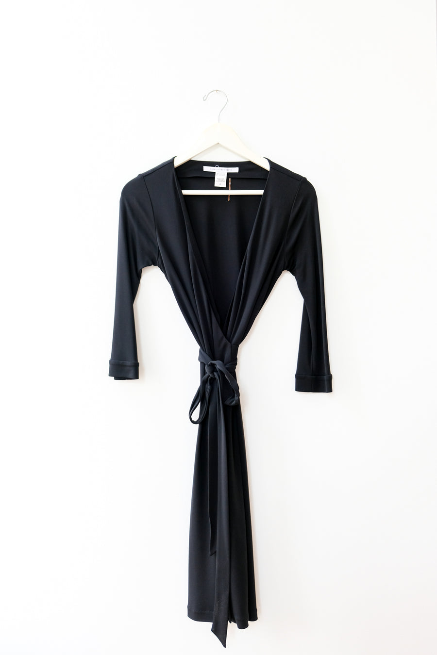DVF 2011 Black Wrap, Size 4
