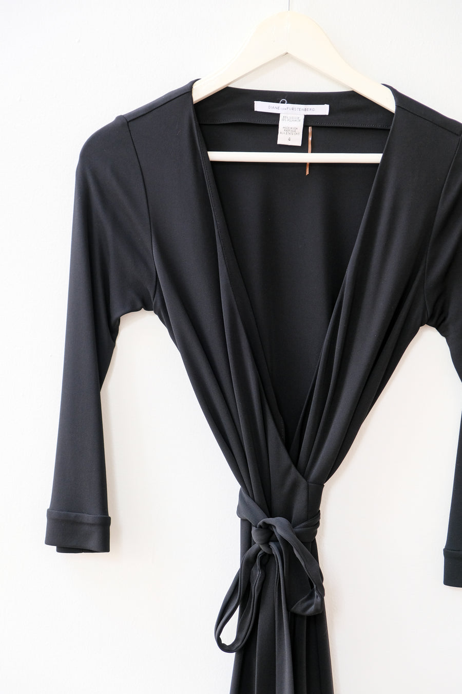 DVF 2011 Black Wrap, Size 4