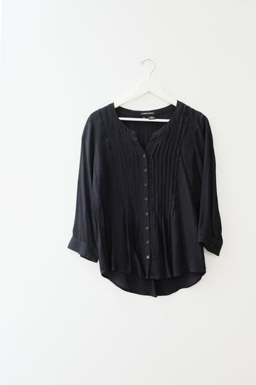 Sandra Ingrish Black Blouse, Size Medium