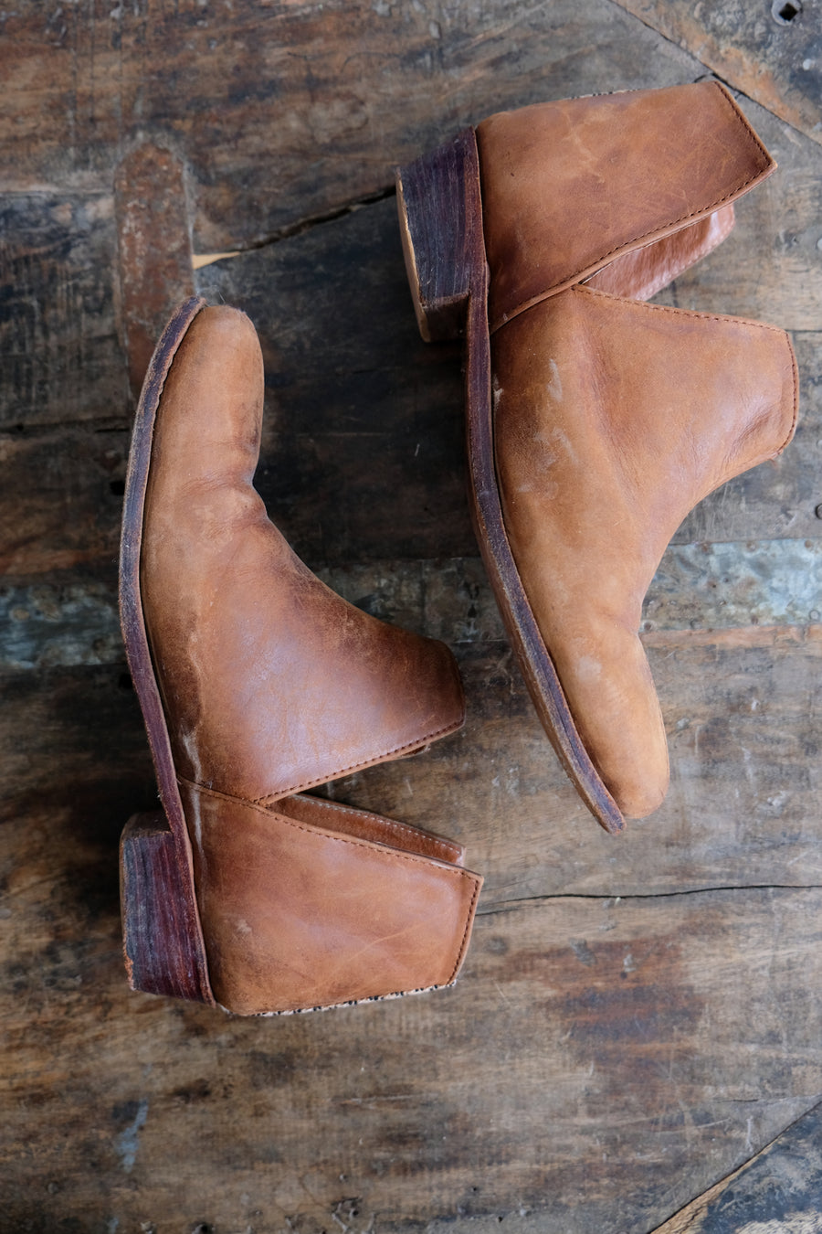 Root Collective Book, Size 9