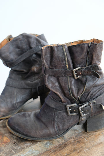 Vintage Heritage Leather Boots, Size 40
