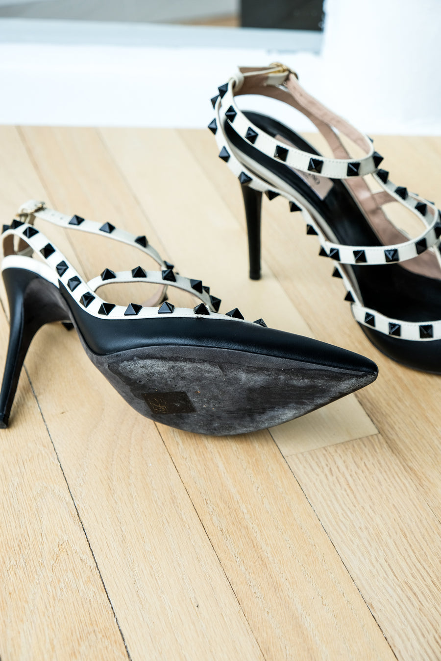 Valentino Garavani Rockstud Pumps, 40